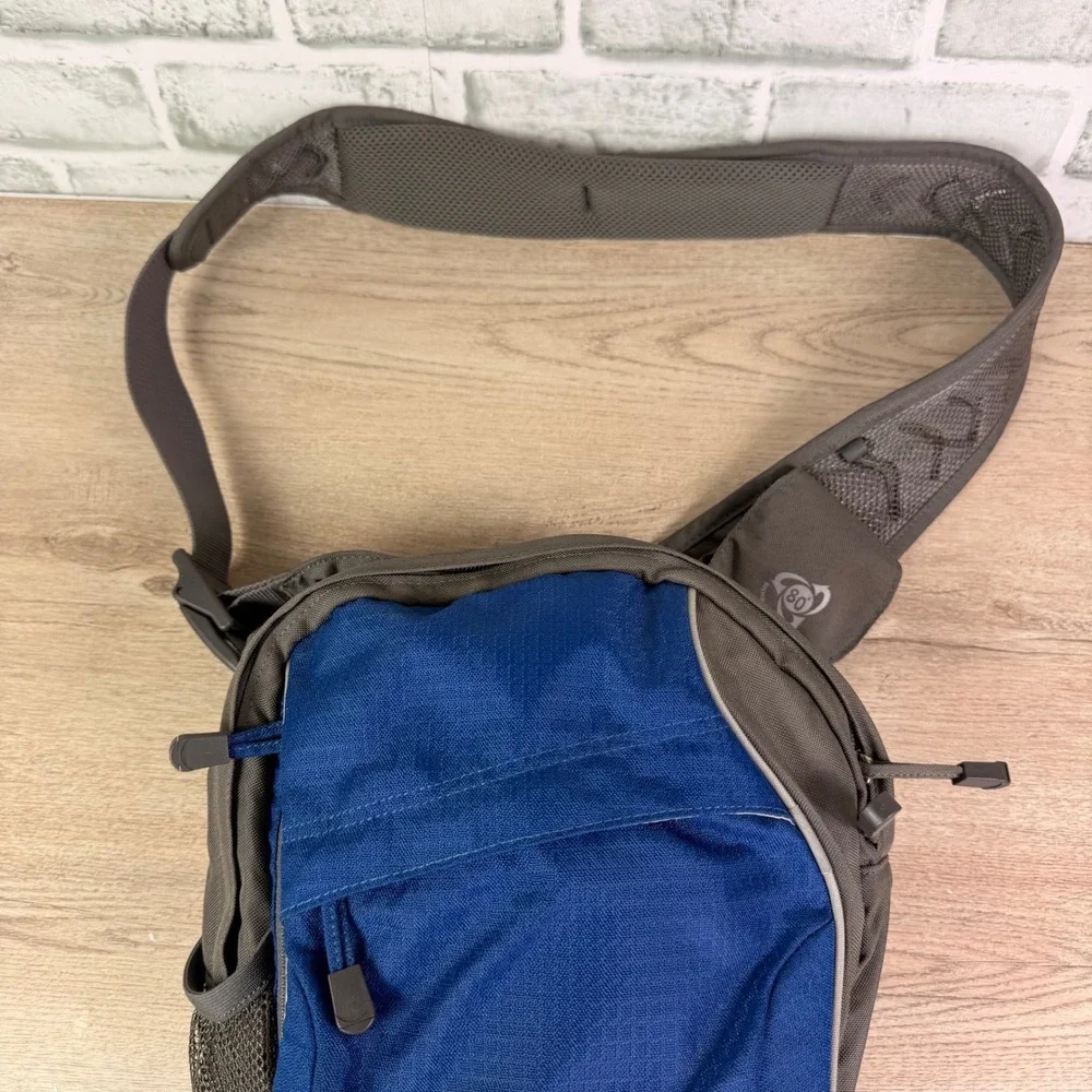 Osprey Veer Shoulder Bag Sling Crossbody Blue Gray Unisex OS
